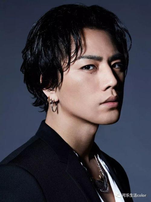 男明星大叔排行榜,盘点娱乐圈最具魅力的男明星风采